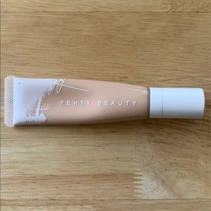 Fenty Beauty Hydrating Foundation 230